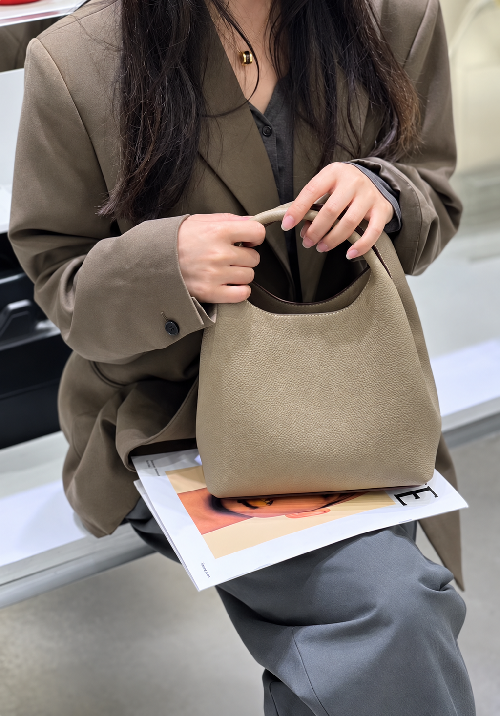 [100% COWHIDE LEATHER] MIA MINI TOTE BAG