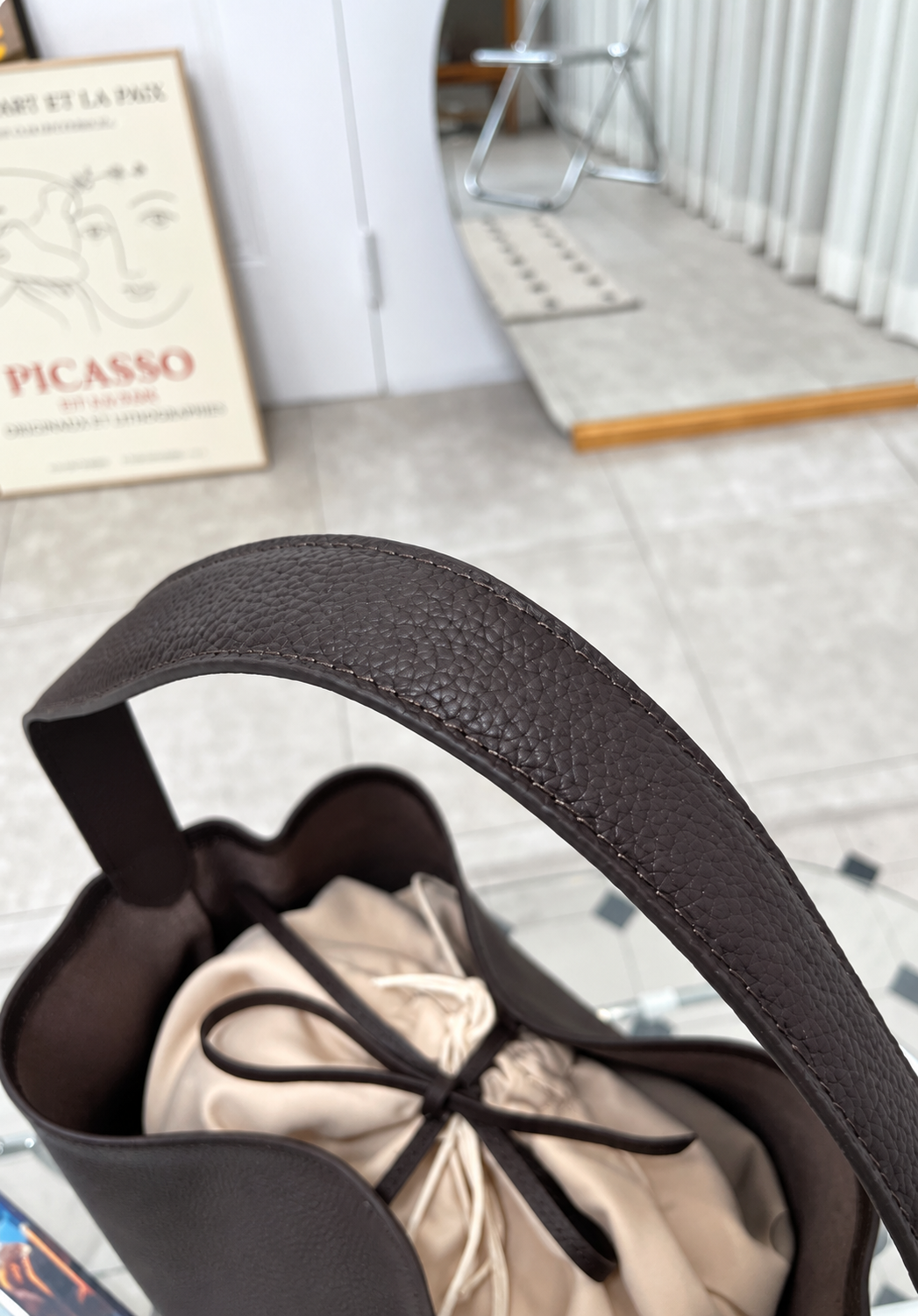 [100% COWHIDE LEATHER] VELA LARGE SOFT TOTE BAG