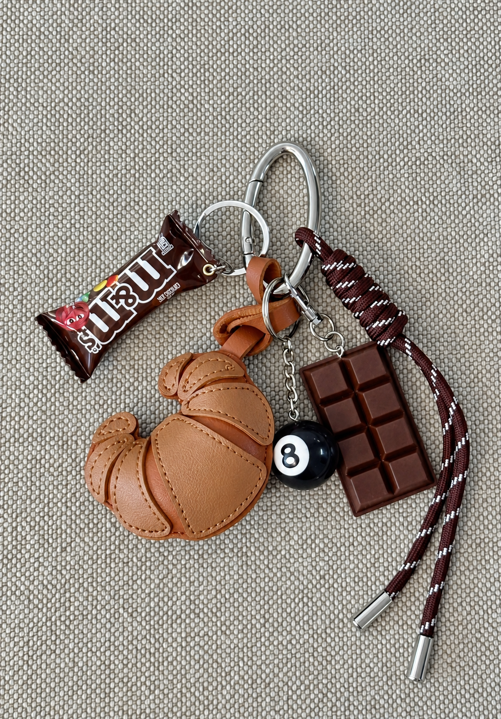 IEUM BAG CHARM (Croissant Chocolate)
