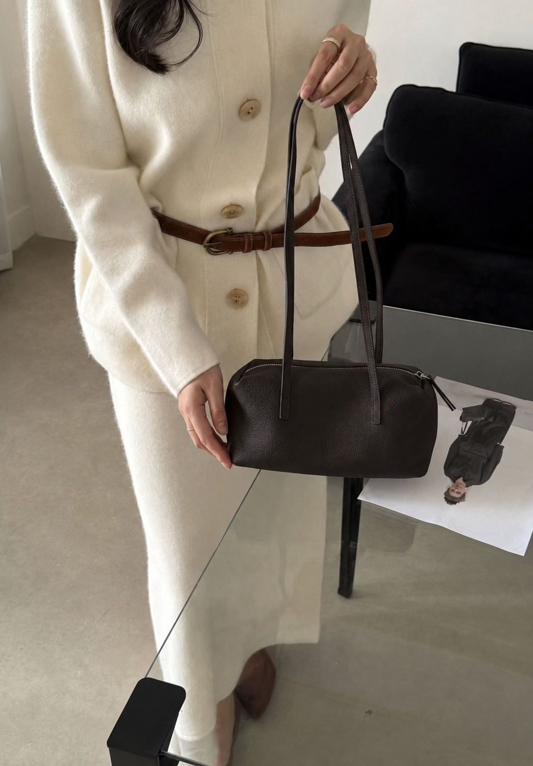 [100% COWHIDE LEATHER] PAVE SHOULDER BAG