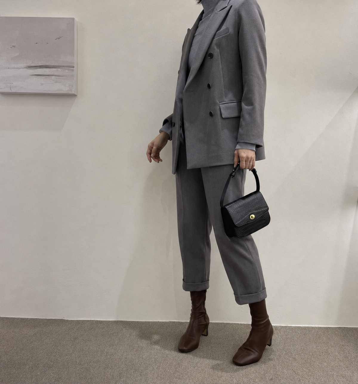 [100% COWHIDE LEATHER] SENA MINI CROSSBODY BAG