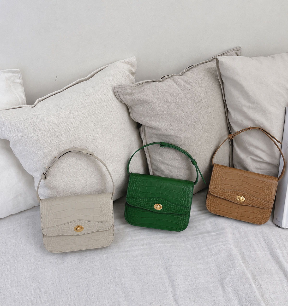 [100% COWHIDE LEATHER] SENA MINI CROSSBODY BAG