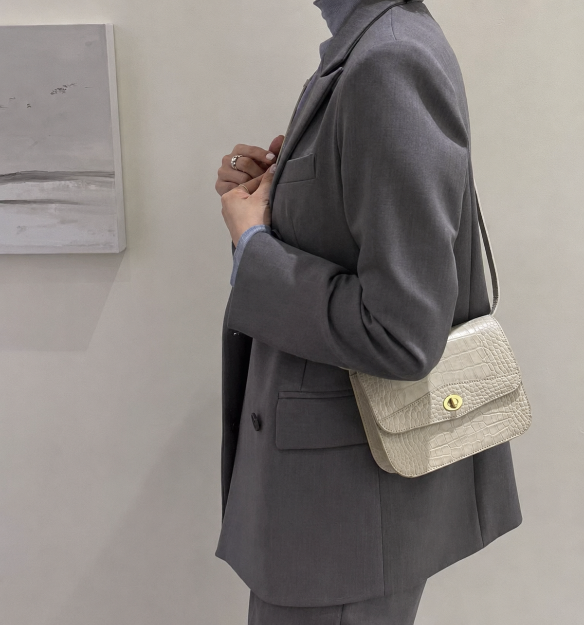 [100% COWHIDE LEATHER] SENA MINI CROSSBODY BAG