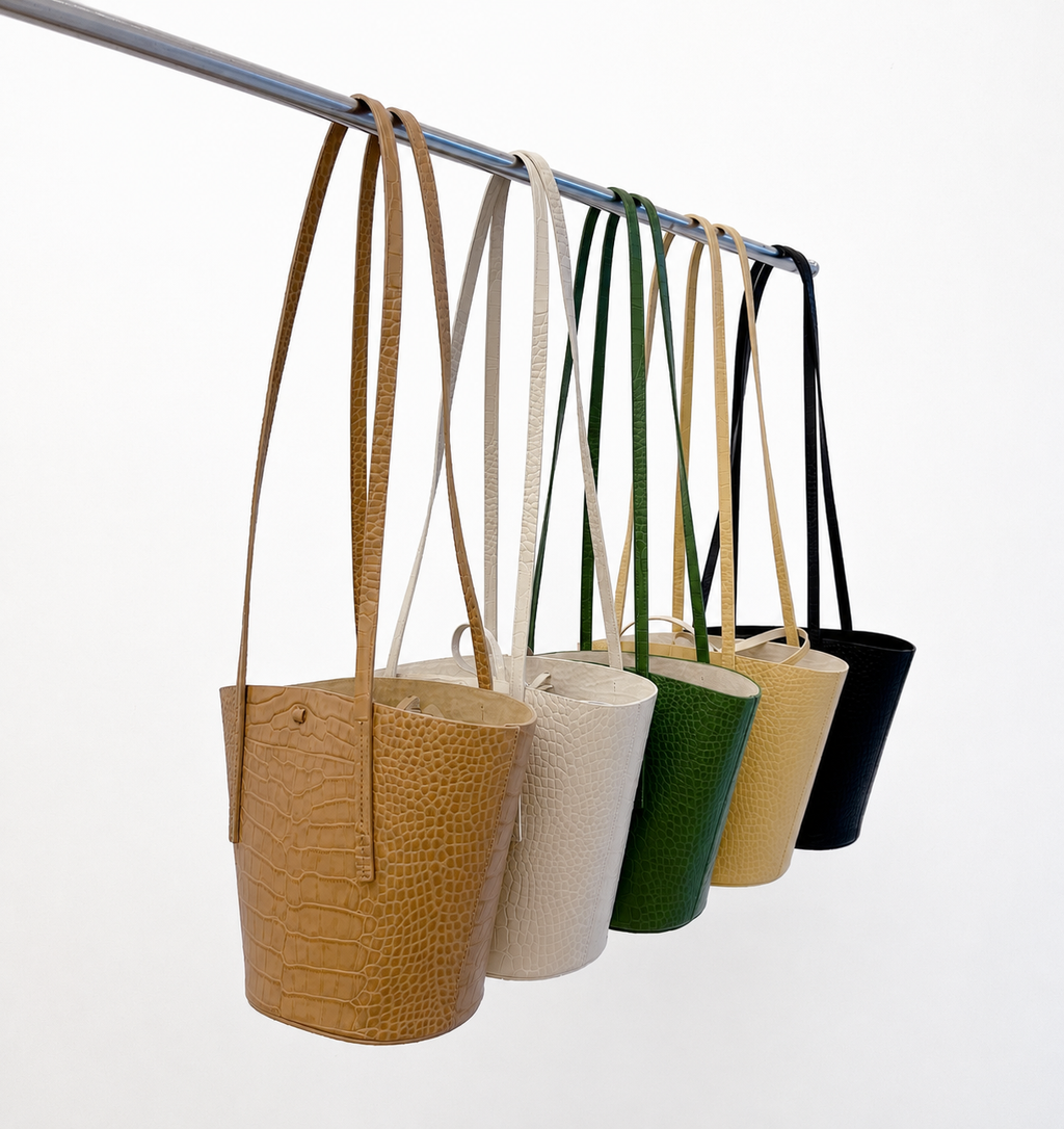 [100% COWHIDE LEATHER] LAMPAS DRAWSTRING BUCKET SHOULDER BAG