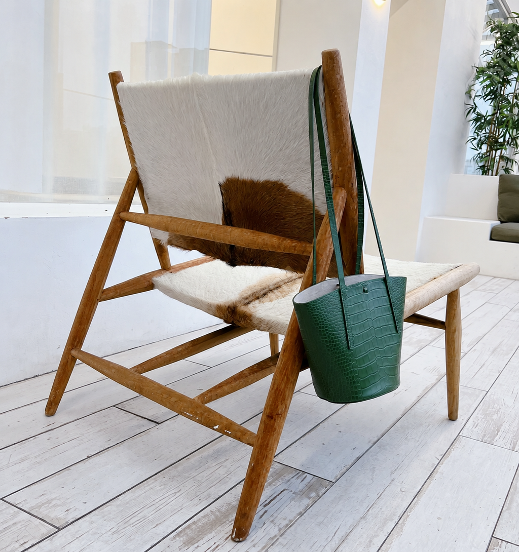 [100% COWHIDE LEATHER] LAMPAS DRAWSTRING BUCKET SHOULDER BAG