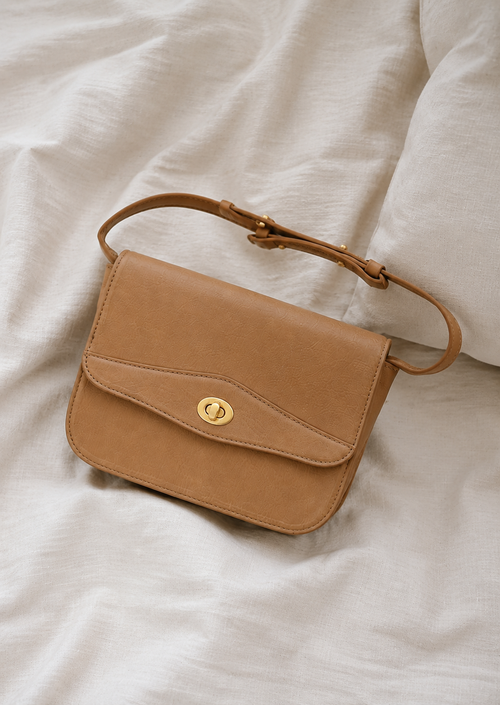 [100% VEGETABLE-TANNED LAMBSKIN LEATHER] LORA MINI CROSSBODY BAG