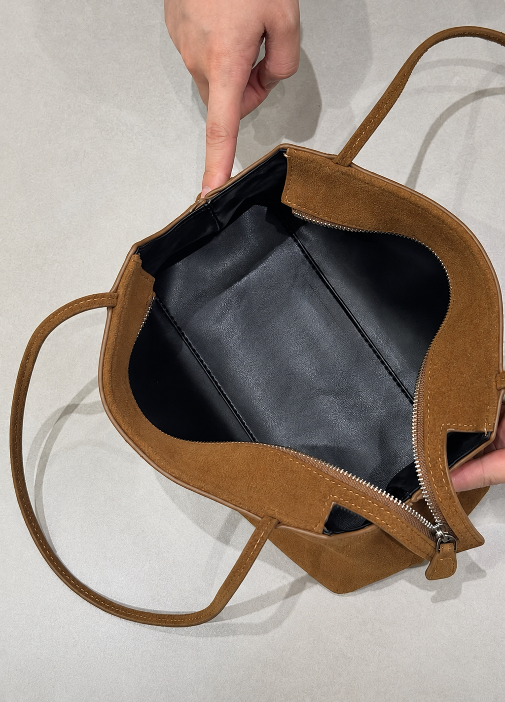[100% COWHIDE SUEDE] ELIN MINI SUEDE SHOULDER BAG
