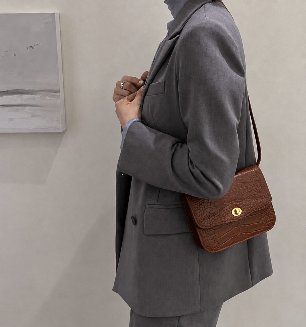 [100% COWHIDE LEATHER] SENA MINI CROSSBODY BAG
