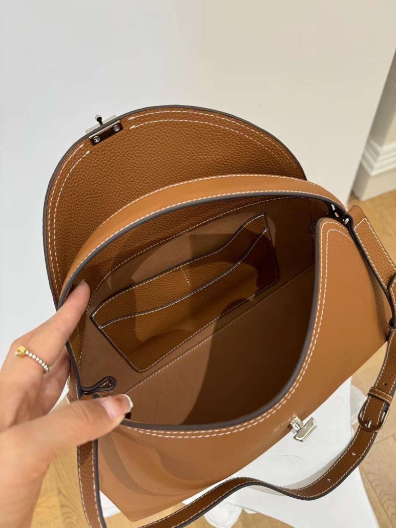 [100% COWHIDE LEATHER] ÉLAN TOGO SHOULDER BAG