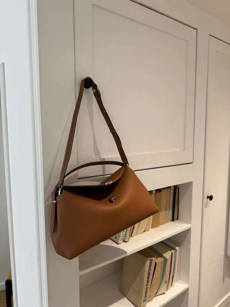 [100% COWHIDE LEATHER] ÉLAN TOGO SHOULDER BAG