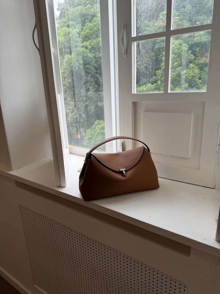 [100% COWHIDE LEATHER] ÉLAN TOGO SHOULDER BAG