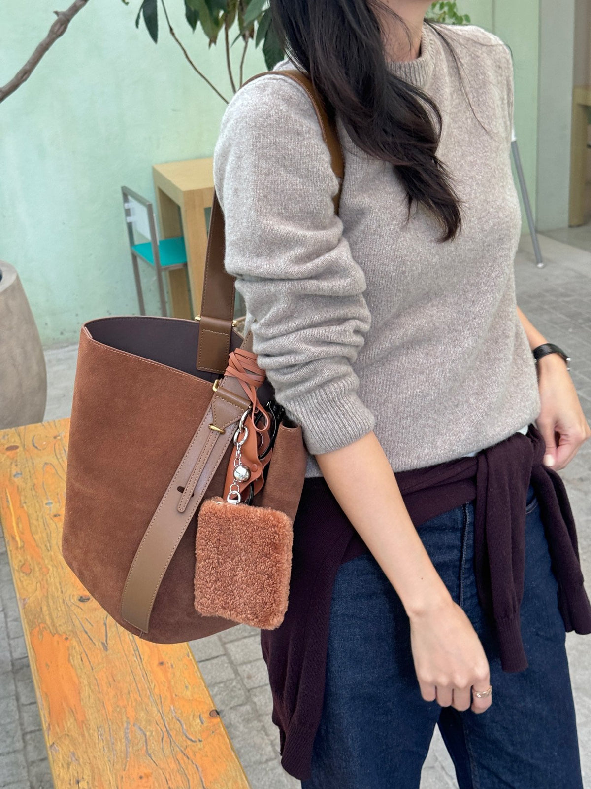 [100% COWHIDE SUEDE] ROVEN SUEDE BUCKET SHOULDER BAG