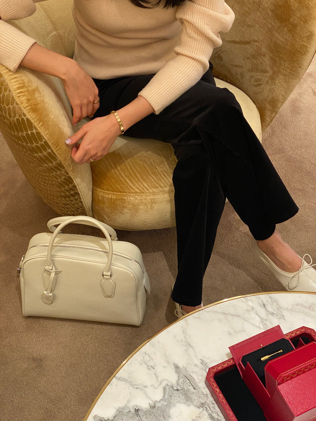 [100% COWHIDE LEATHER] AVEN TOGO TOTE BAG