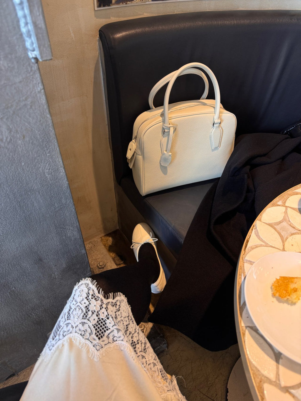 [100% COWHIDE LEATHER] AVEN TOGO TOTE BAG