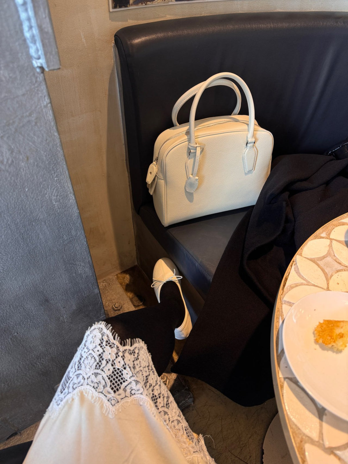 [100% COWHIDE LEATHER] AVEN TOGO TOTE BAG