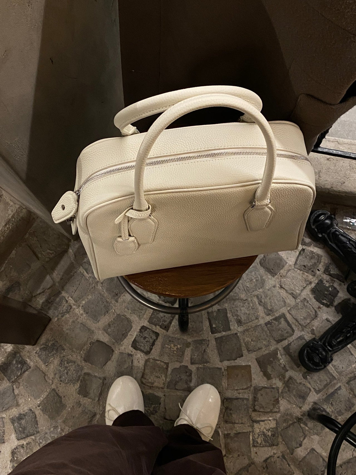 [100% COWHIDE LEATHER] AVEN TOGO TOTE BAG