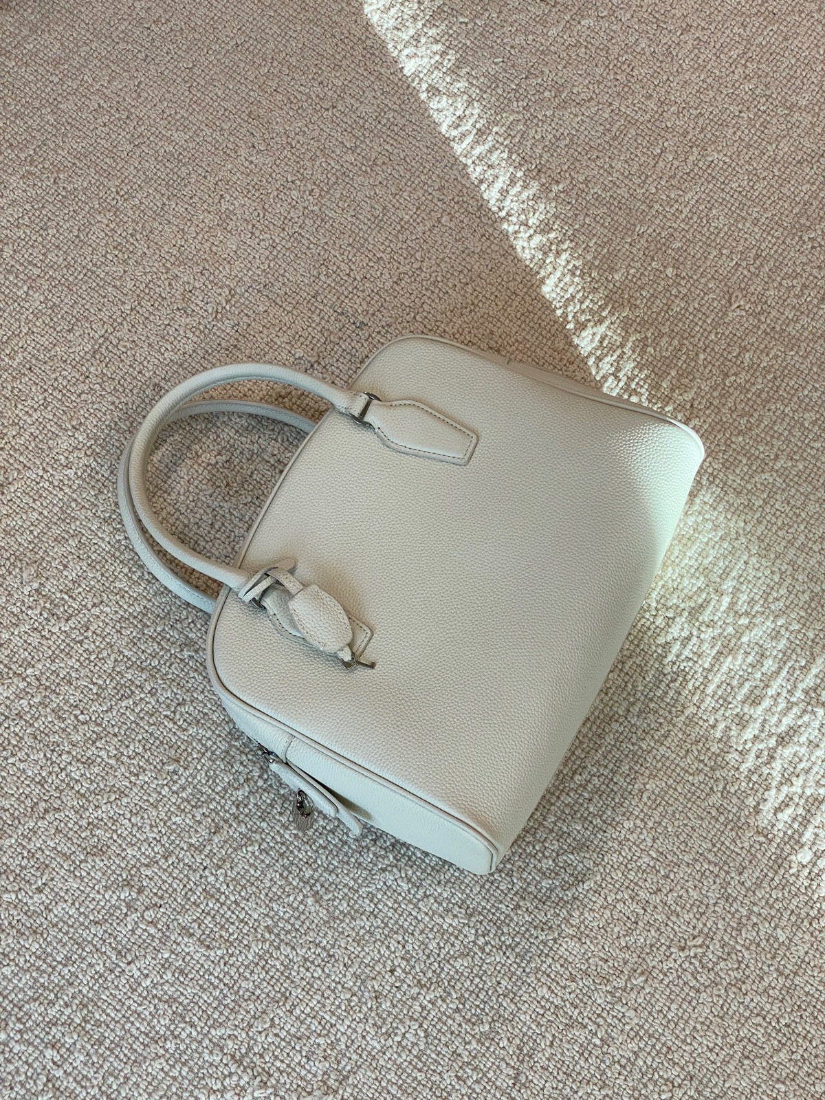 [100% COWHIDE LEATHER] AVEN TOGO TOTE BAG