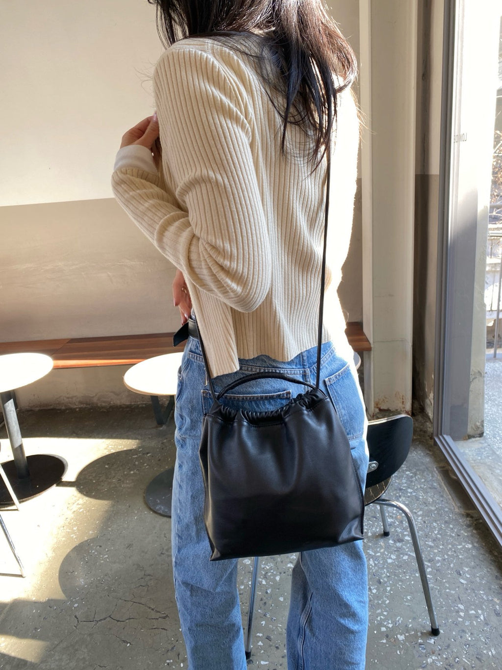 [100% CALF LEATHER] LIO DRAWSTRING BAG