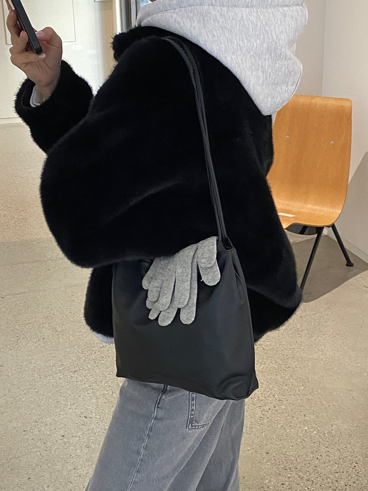 [100% CALF LEATHER] LIO DRAWSTRING BAG