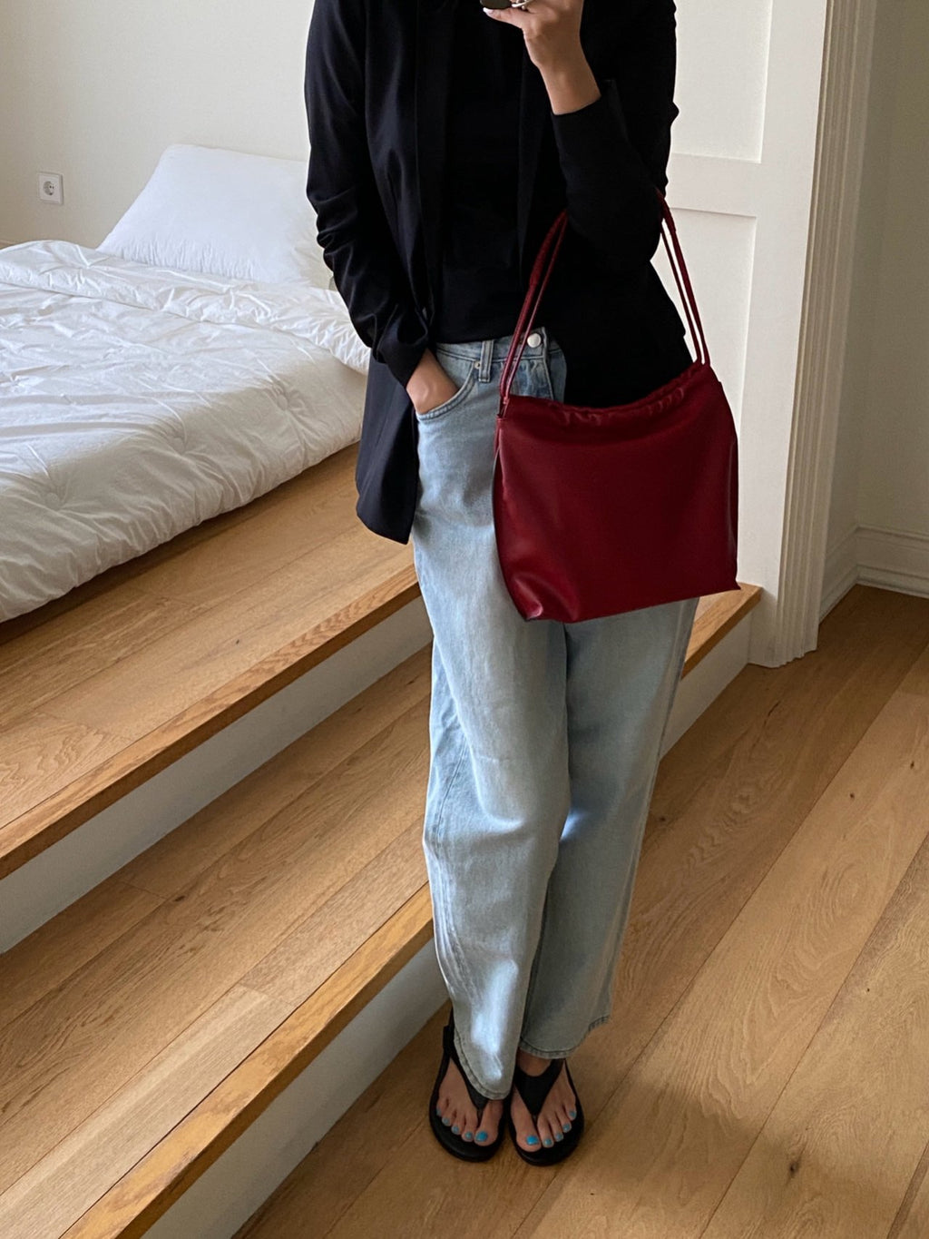 [100% CALF LEATHER] LIO DRAWSTRING BAG