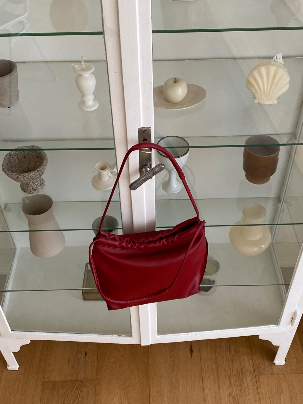 [100% CALF LEATHER] LIO DRAWSTRING BAG