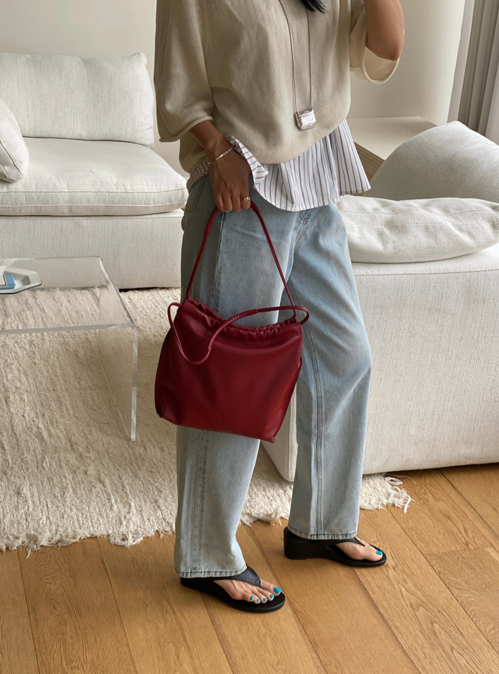 [100% CALF LEATHER] LIO DRAWSTRING BAG