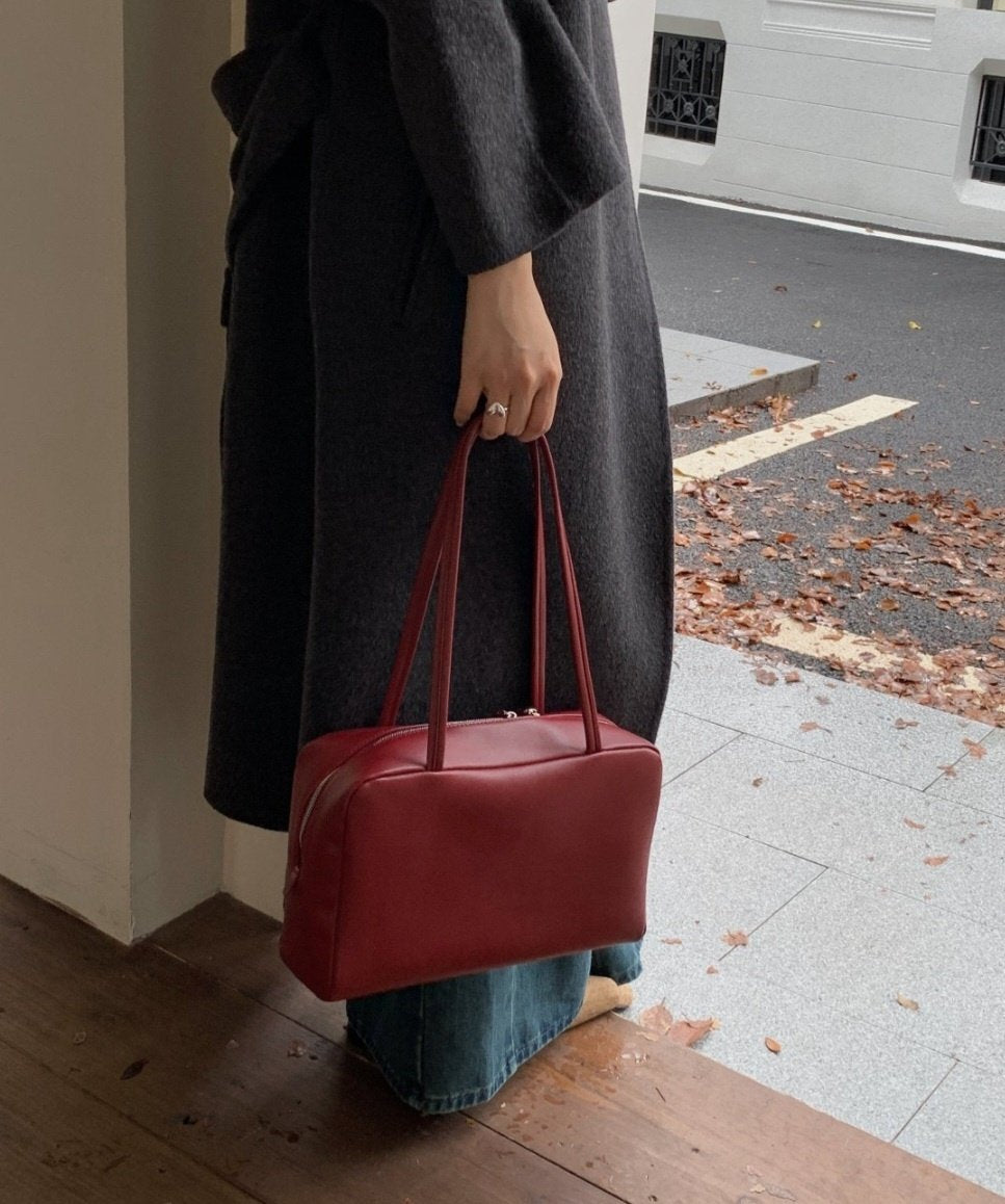 [100% LAMBSKIN LEATHER] ELLA SHOULDER BAG