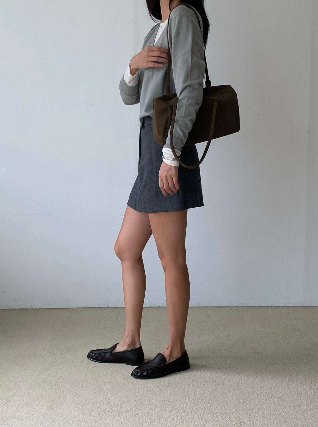 [100% COWHIDE LEATHER & COWHIDE SUEDE] BRIX SOFT SHOULDER BAG