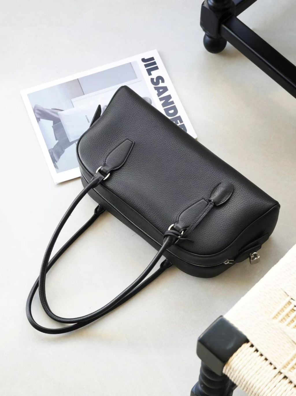 [100% COWHIDE LEATHER] ROEN BOSTON SHOULDER BAG