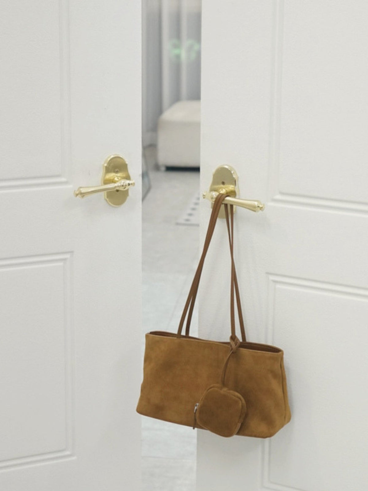 [80% GENUINE LEATHER] MAREN SUEDE TOTE BAG