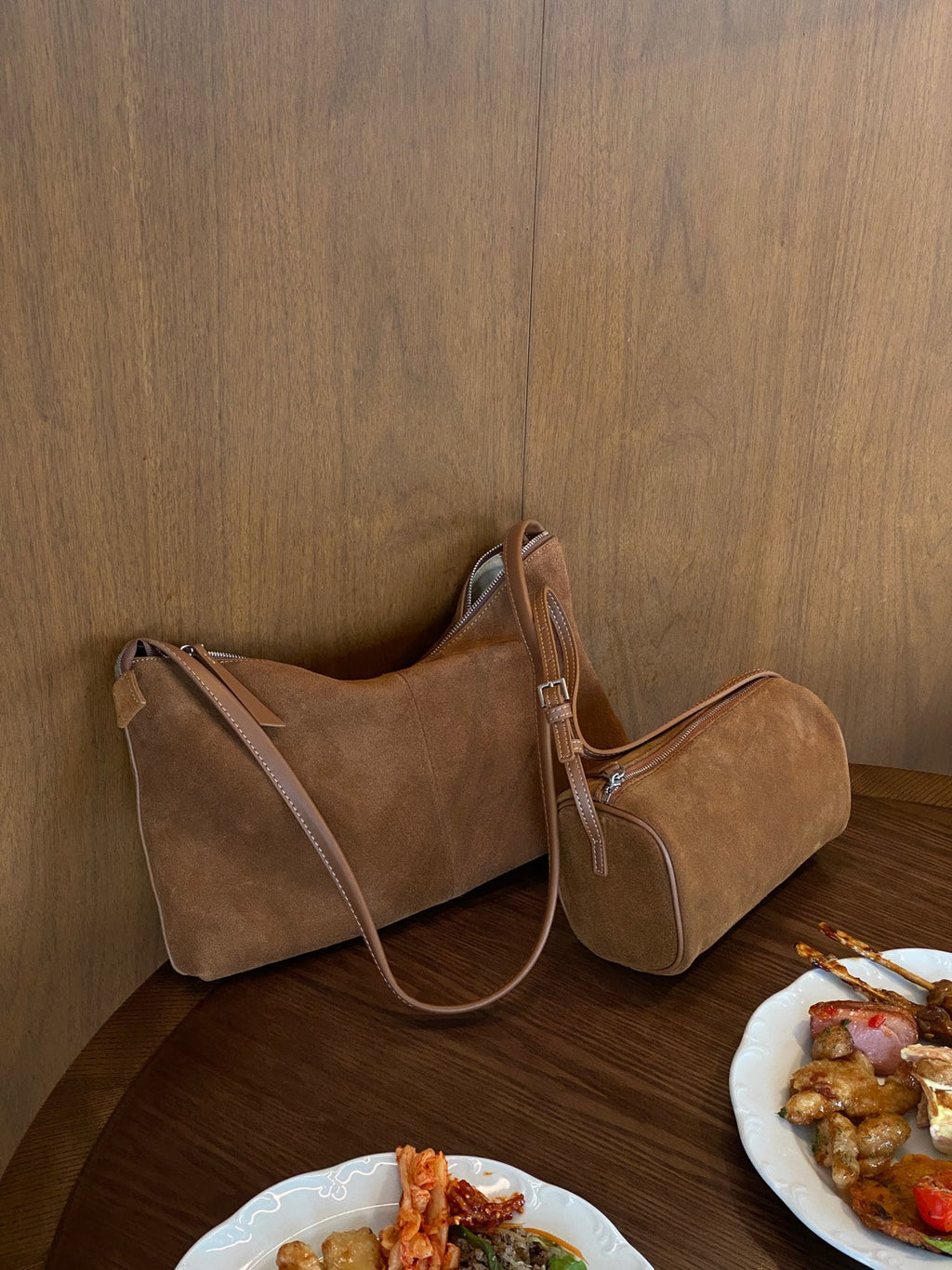 [100% COWHIDE SUEDE] RUE SUEDE DROP BAG