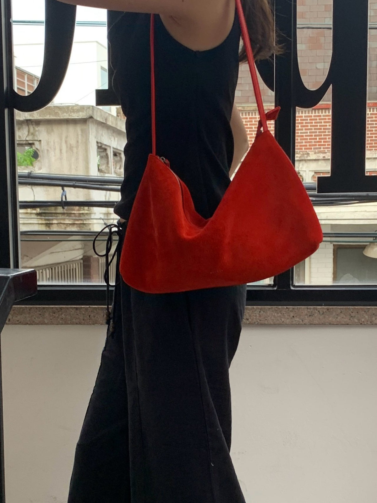 [100% COWHIDE SUEDE] RUE SUEDE DROP BAG