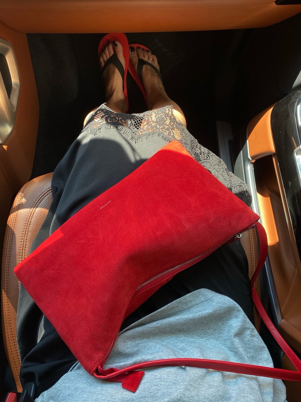 [100% COWHIDE SUEDE] RUE SUEDE DROP BAG