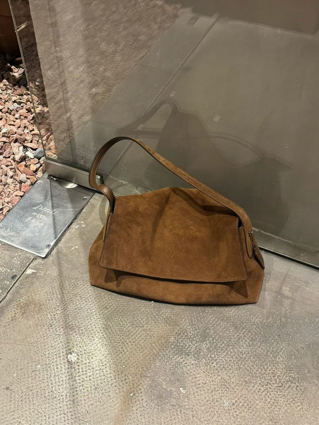 [100% COWHIDE SUEDE] LUNE SHOULDER BAG