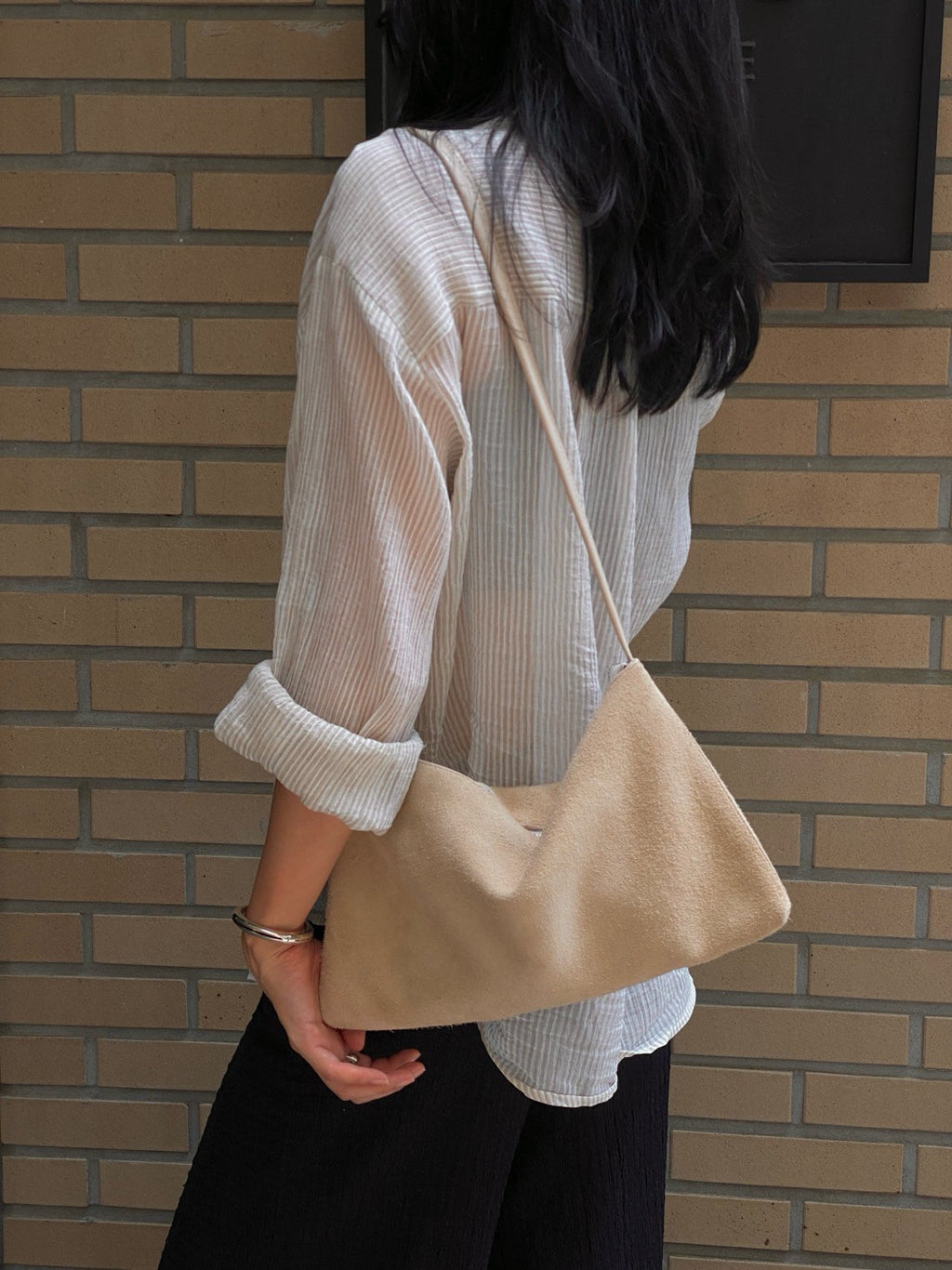 [100% COWHIDE SUEDE] RUE SUEDE DROP BAG