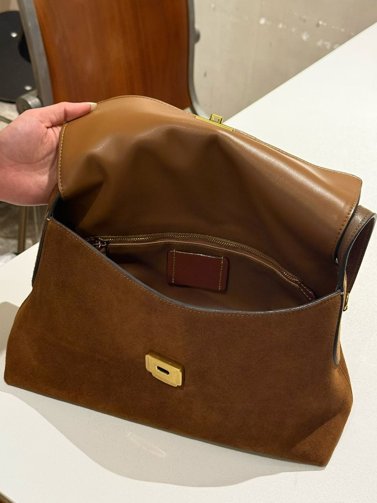 [100% COWHIDE SUEDE] LUNE SHOULDER BAG