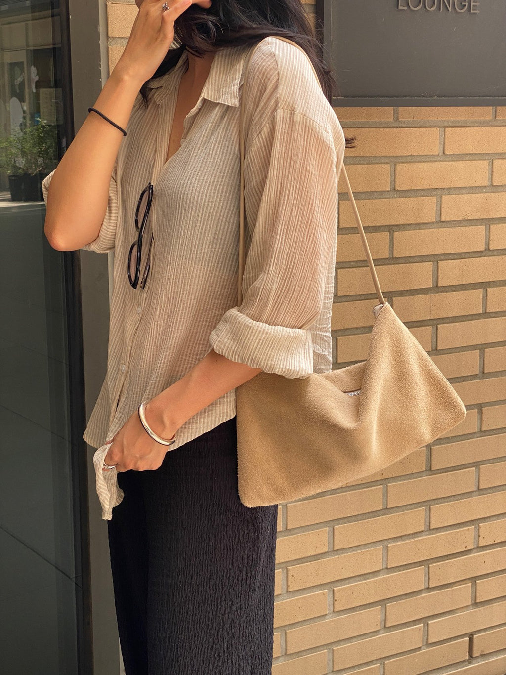 [100% COWHIDE SUEDE] RUE SUEDE DROP BAG