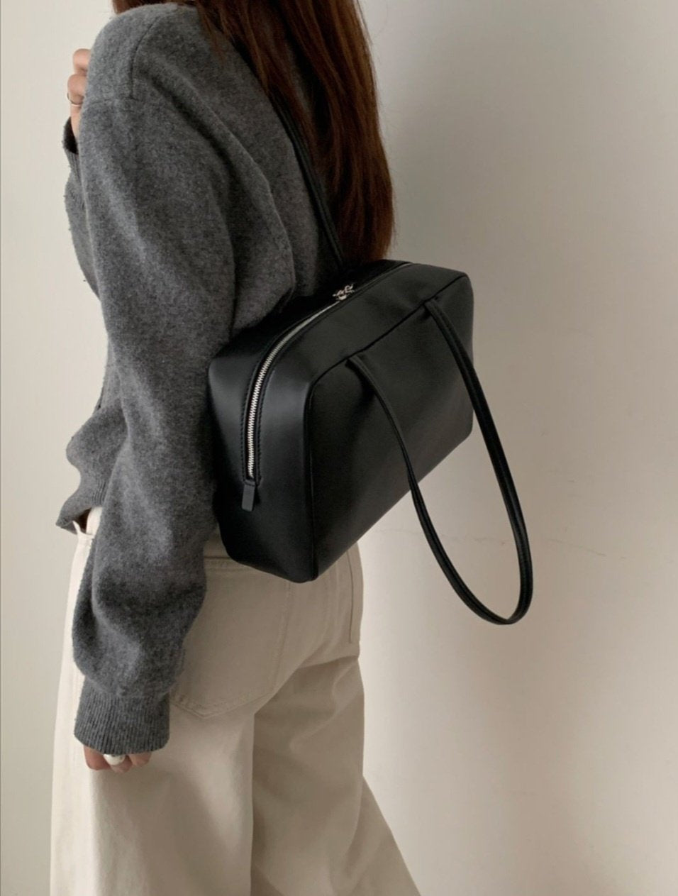 [100% LAMBSKIN LEATHER] ELLA SHOULDER BAG