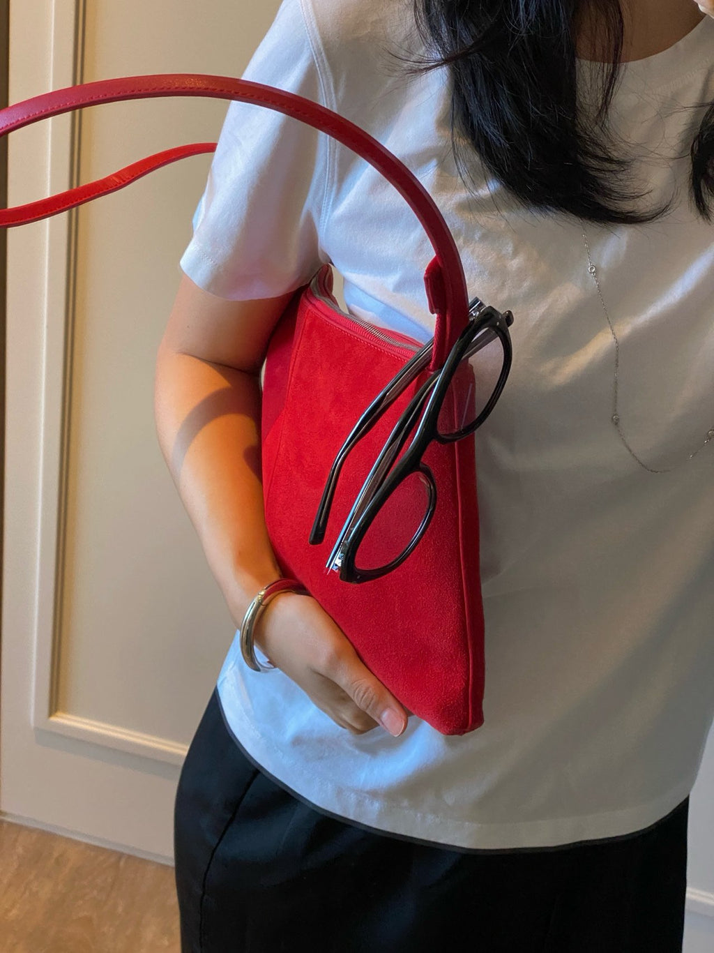 [100% COWHIDE SUEDE] RUE SUEDE DROP BAG