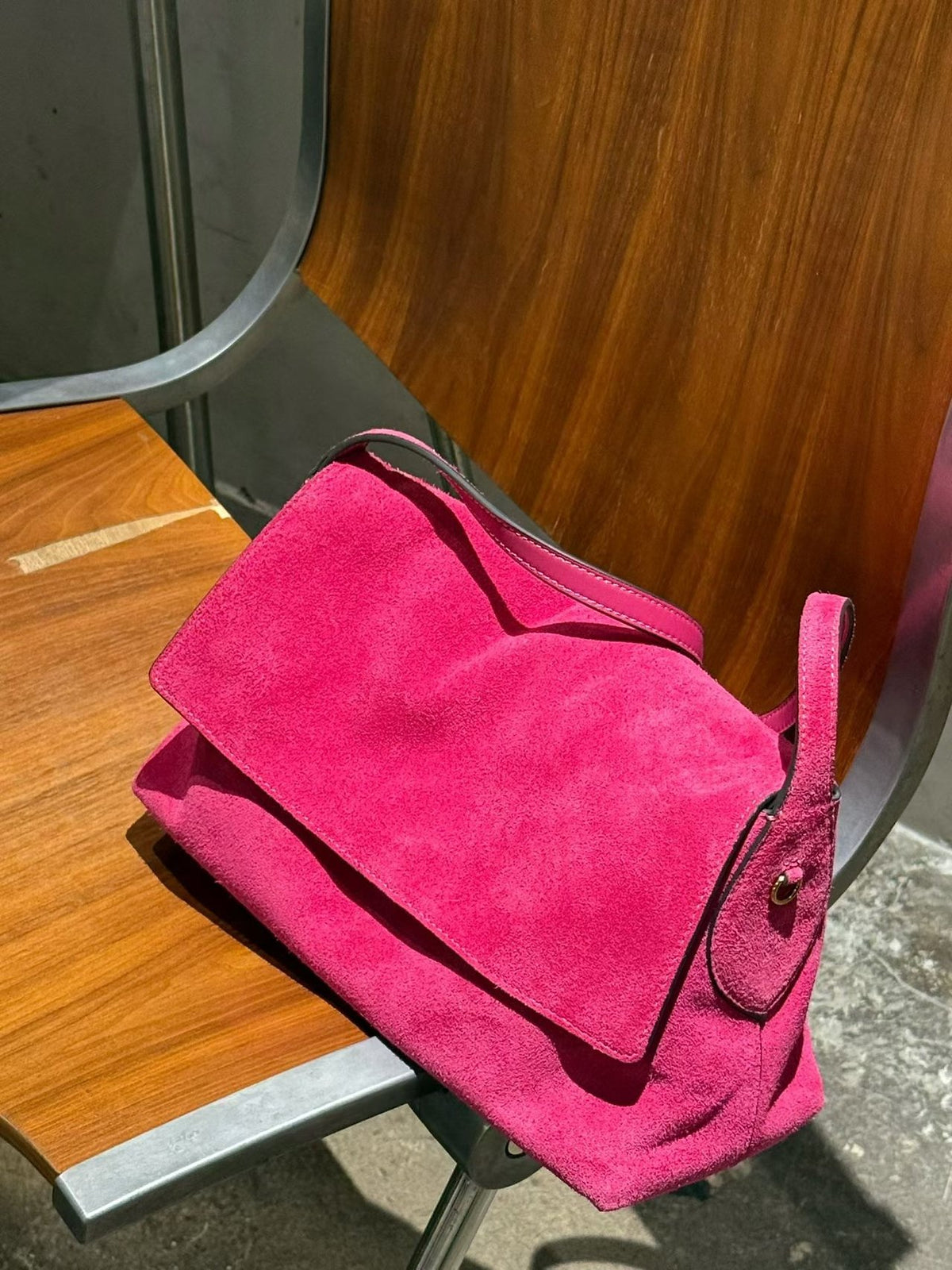 [100% COWHIDE SUEDE] LUNE SHOULDER BAG