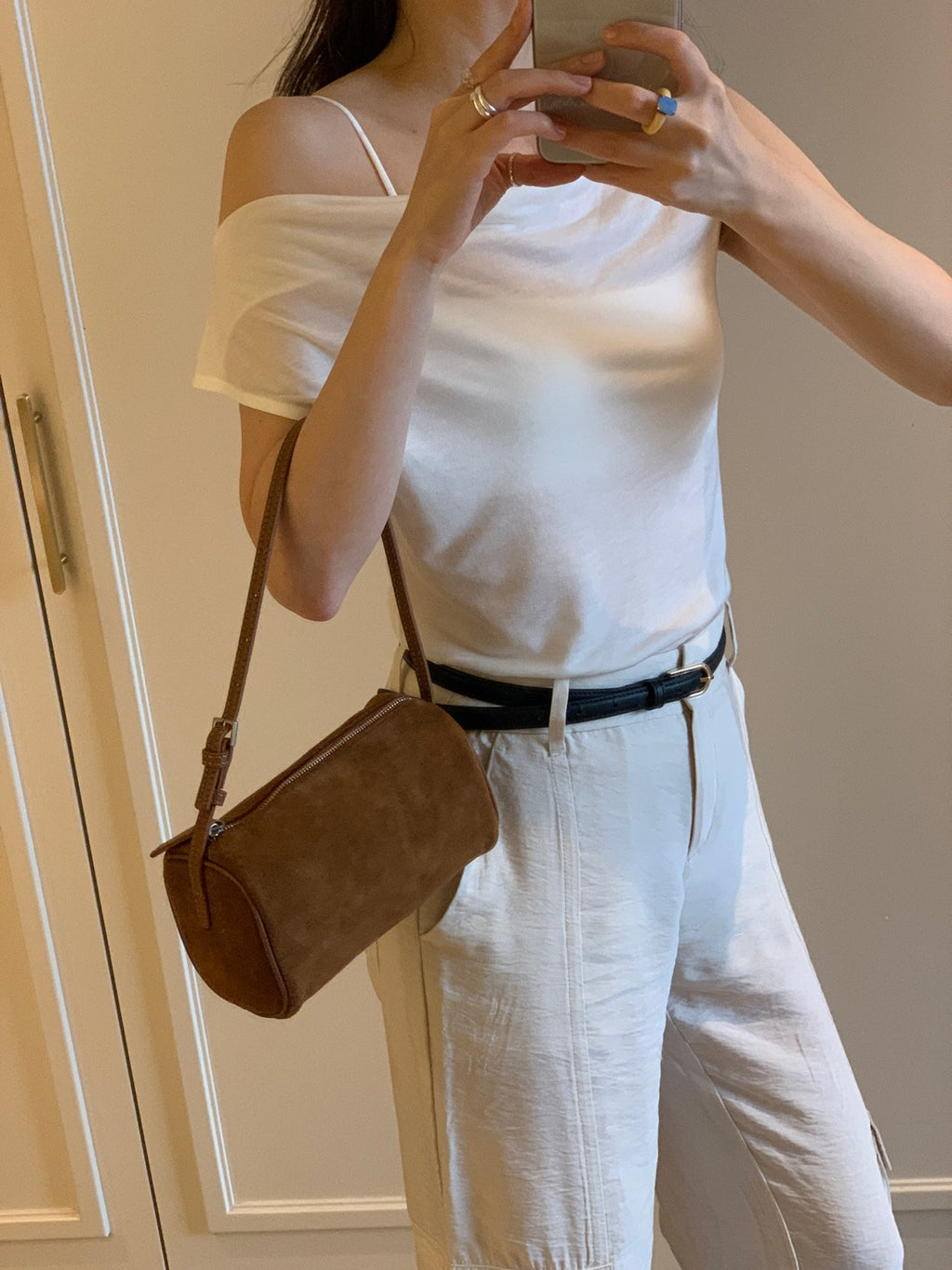 [100% COWHIDE SUEDE] MARE SUEDE BLOCK BAG