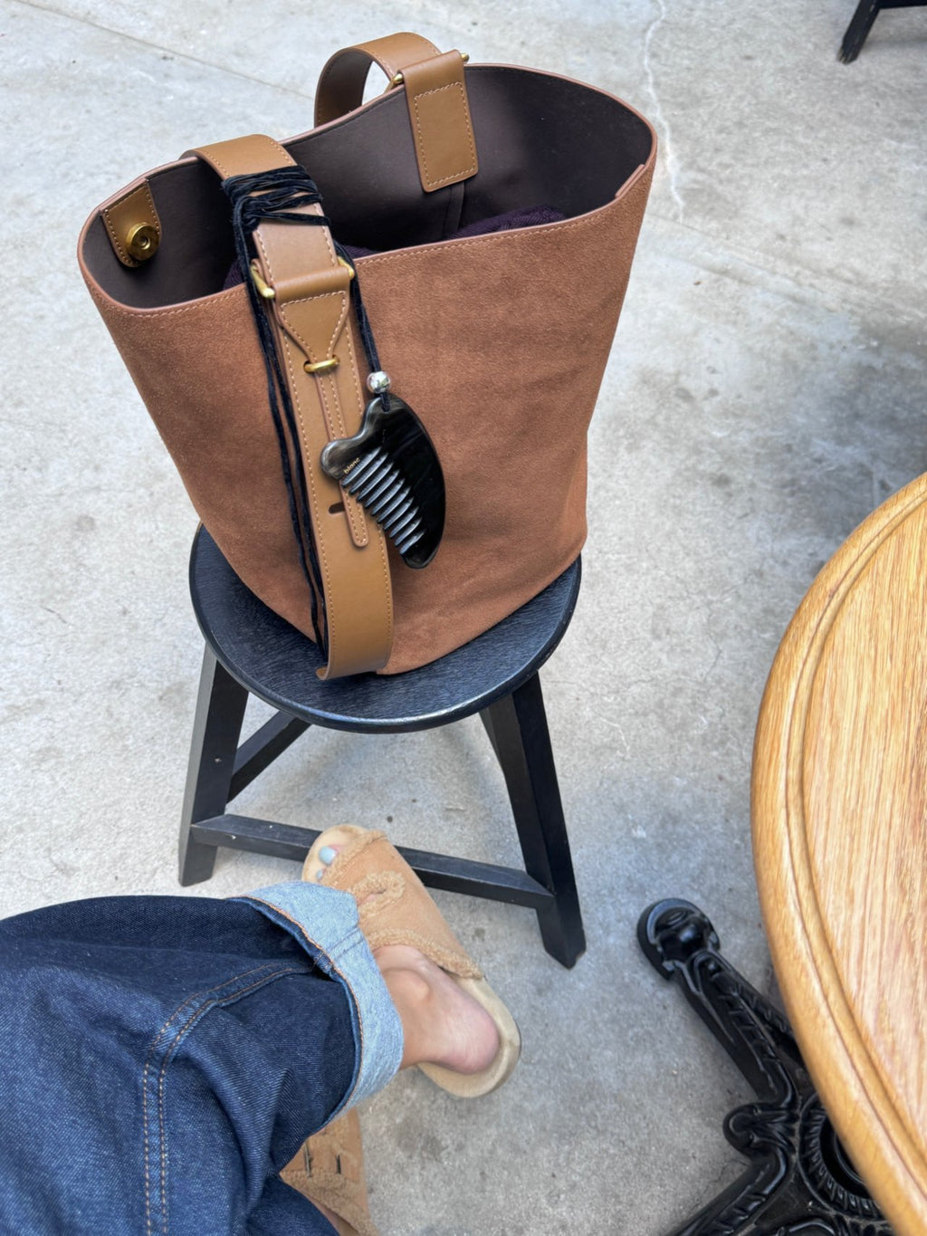 [100% COWHIDE SUEDE] ROVEN SUEDE BUCKET SHOULDER BAG