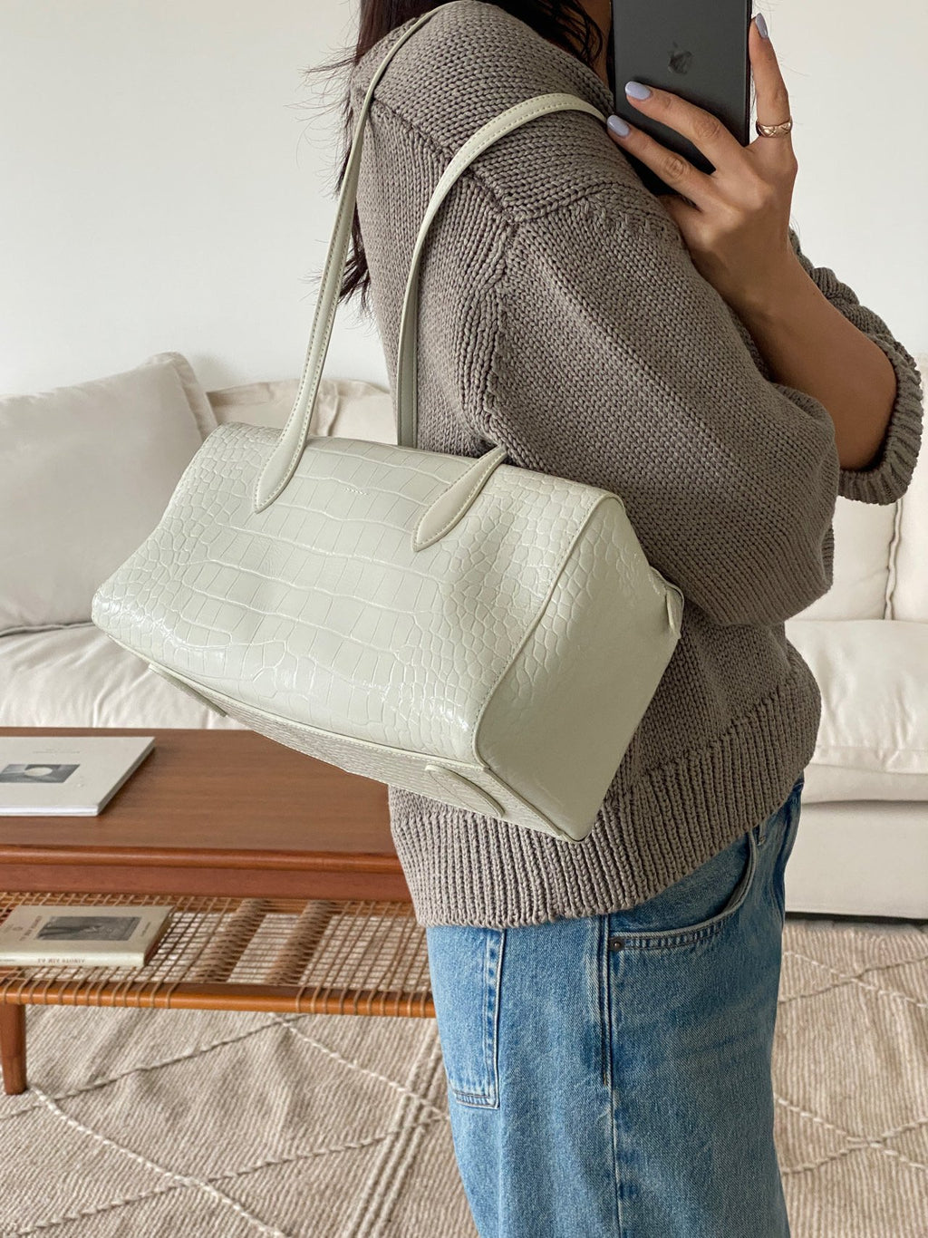 [100% COWHIDE LEATHER] ARDEN CROCO SHOULDER BAG