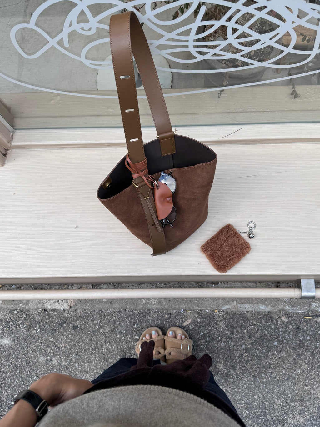 [100% COWHIDE SUEDE] ROVEN SUEDE BUCKET SHOULDER BAG