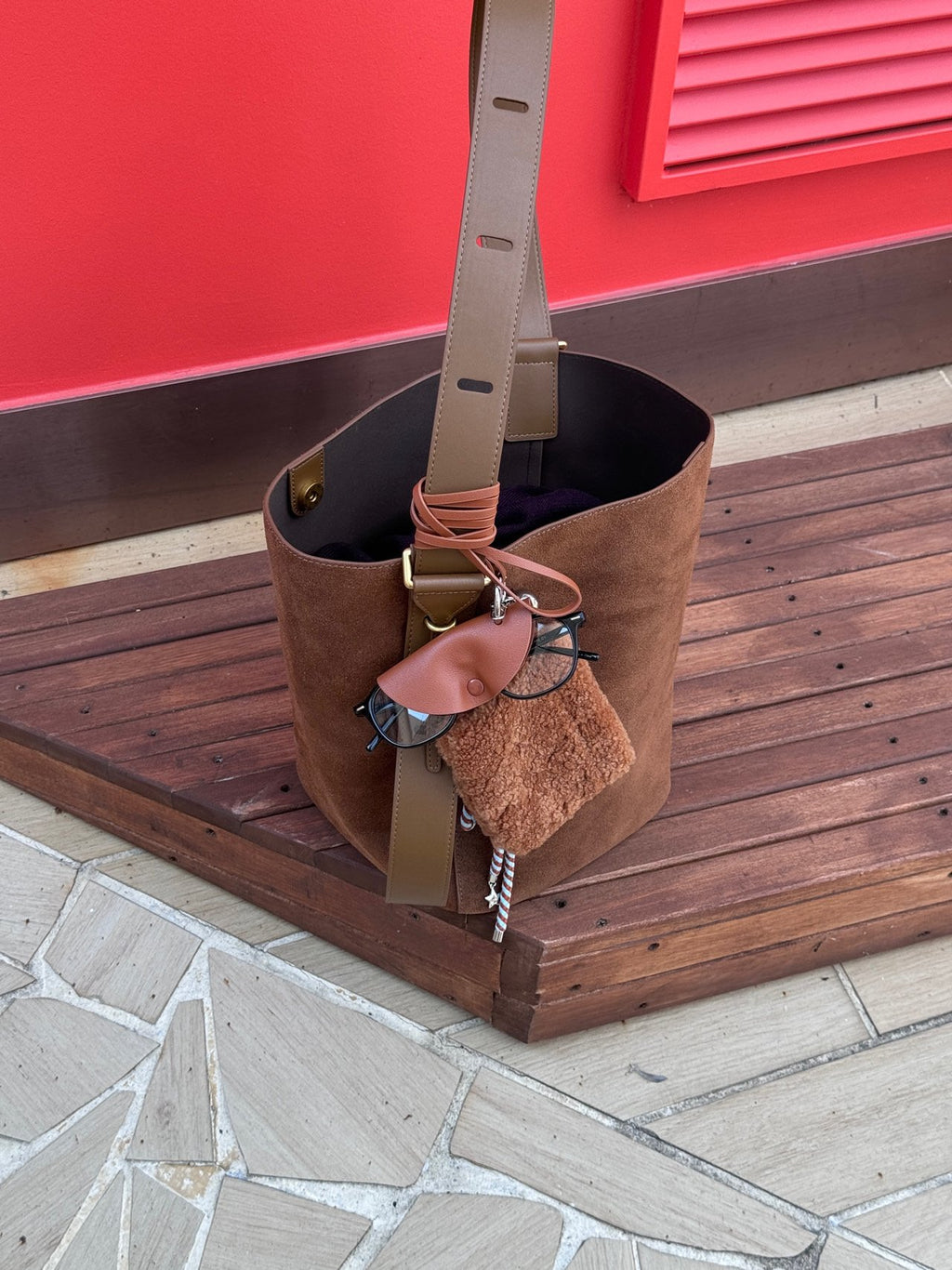[100% COWHIDE SUEDE] ROVEN SUEDE BUCKET SHOULDER BAG
